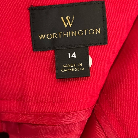 Red pencil skirt for office business attire - Picture 6 of 7